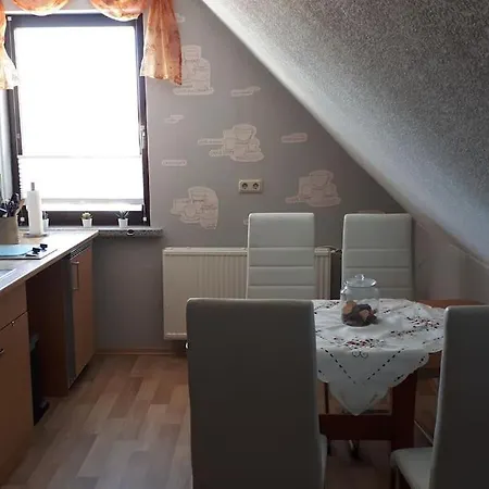 Gemuetliche Grosse In Ruhiger Lage Lägenhet *